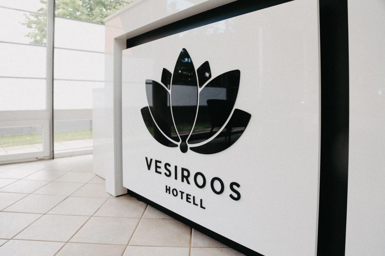 Hotel Vesiroos Parnu Ngoại thất bức ảnh