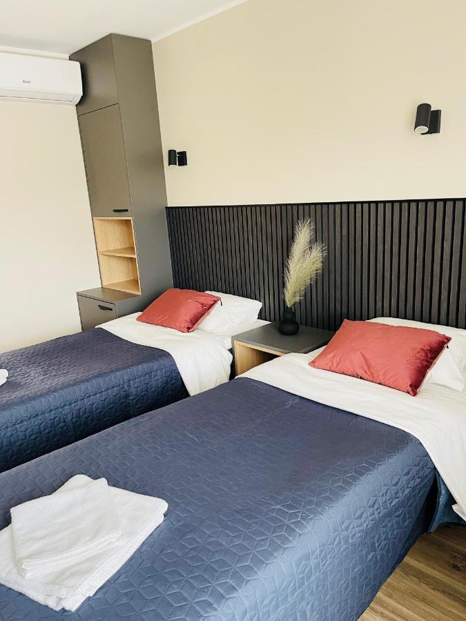 Hotel Vesiroos Parnu Ngoại thất bức ảnh