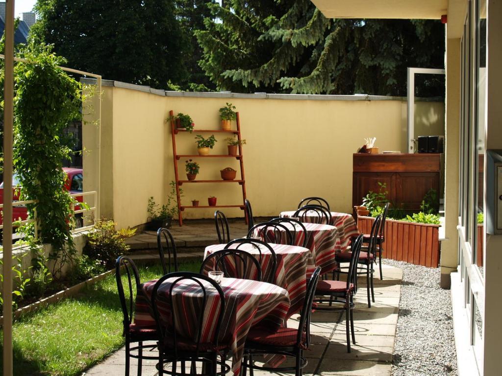 Hotel Vesiroos Parnu Ngoại thất bức ảnh