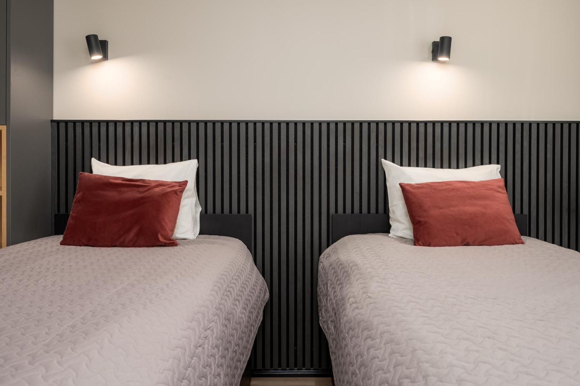 Hotel Vesiroos Parnu Ngoại thất bức ảnh